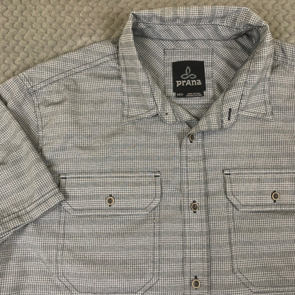 Prana Mens Grey Micro Check Short Sleeve Button Down Shirt M11170332 Medium